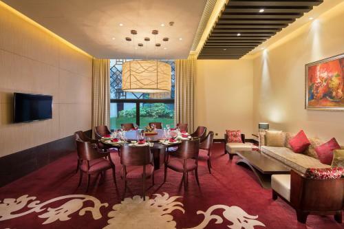 Hotel Hilton Linzhi Resort