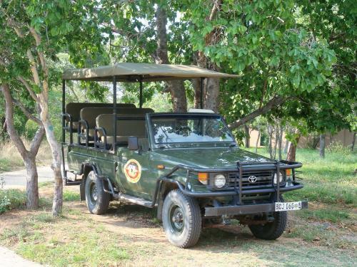 Lodge Shakati Private Game Reserve