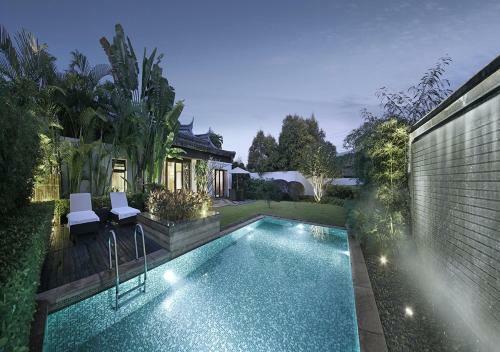 Elite Spring Villas
