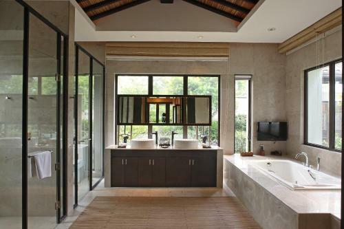 Elite Spring Villas