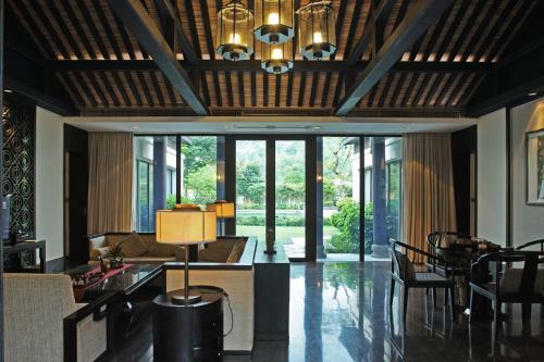 Elite Spring Villas