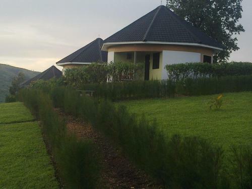 The Crested Crane Bwindi Hotel