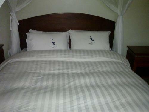 The Crested Crane Bwindi Hotel