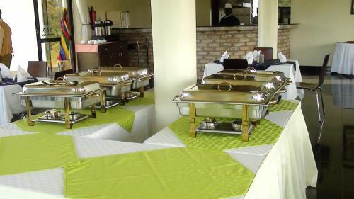 The Crested Crane Bwindi Hotel
