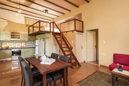 Filio House