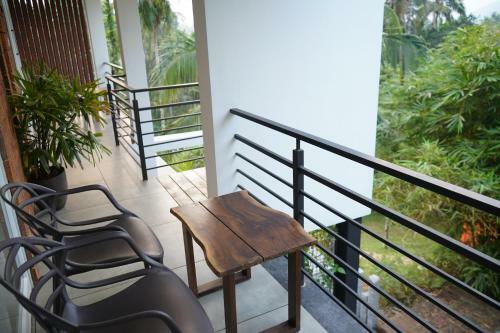 Hotel Le Candles Resort