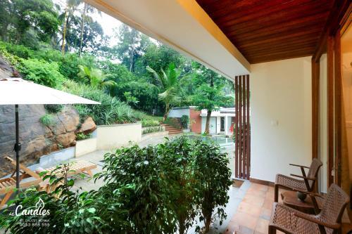 Hotel Le Candles Resort