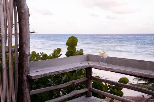 Hotel Om Tulum Caba�as And Beach Club