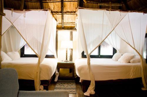 Hotel Om Tulum Caba�as And Beach Club