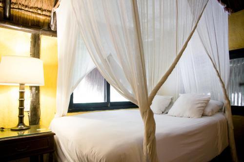 Hotel Om Tulum Caba�as And Beach Club