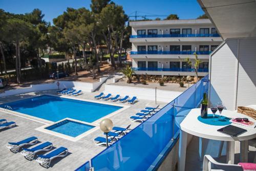 Rvhotels Apartamentos Treumal Park