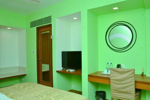 Hotel Lotus Beach Resort