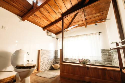 Hotel Bara Bungalow Gethia, Nainital - A Rosakue Collection
