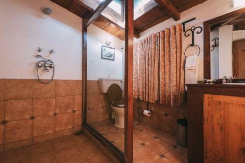 Hotel Bara Bungalow Gethia, Nainital - A Rosakue Collection
