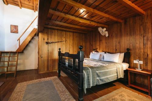 Hotel Bara Bungalow Gethia, Nainital - A Rosakue Collection