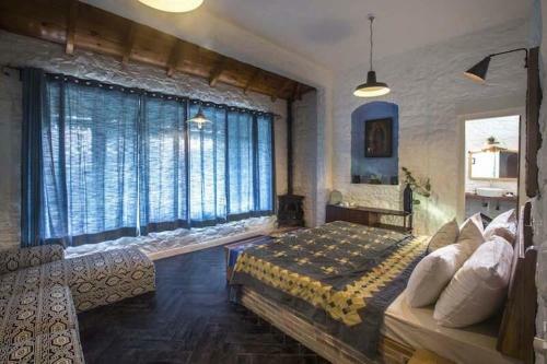 Hotel Bara Bungalow Gethia, Nainital - A Rosakue Collection