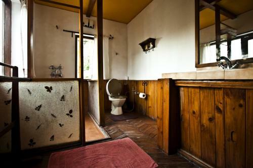 Hotel Bara Bungalow Gethia, Nainital - A Rosakue Collection