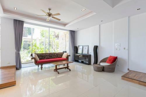 Villa The Lantern Marina Residences Phuket