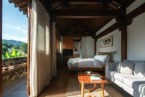 Hostal Huanghsan Su House