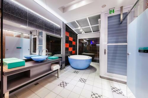 Ty Motel