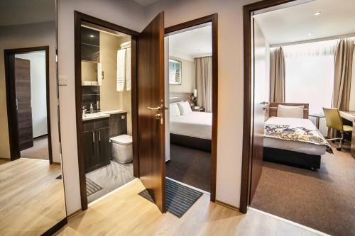 Hampton Suites Serviced Apartments