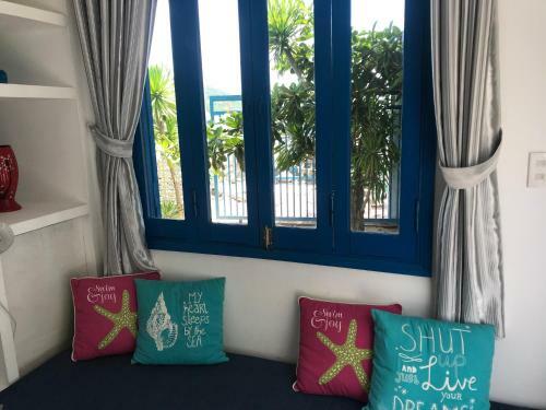 Life's A Beach Apartments