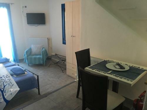 Aparthotel Serifos Palace