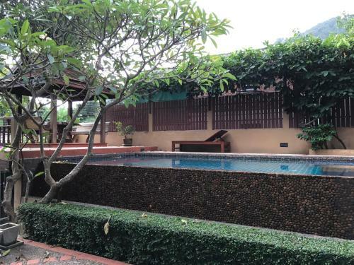 Kata Mountain View Villa