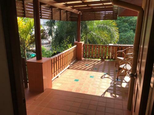 Kata Mountain View Villa