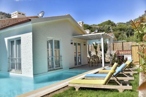 Z Exclusive Hotel And Villas