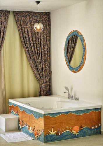 Z Exclusive Hotel And Villas