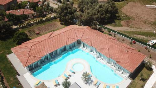 Z Exclusive Hotel And Villas