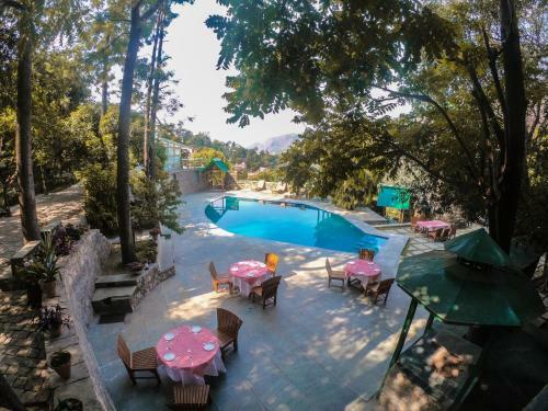 Hotel Aamod Monolith Resort Bhimtal