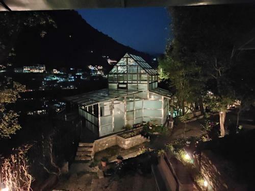 Hotel Aamod Monolith Resort Bhimtal