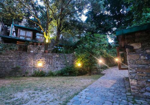 Hotel Aamod Monolith Resort Bhimtal