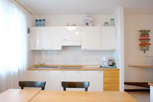 Villa Aprilia With Thermal Spa Pool