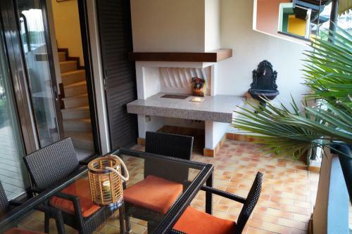 Villa Aprilia With Thermal Spa Pool