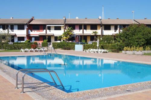 Villa Aprilia With Thermal Spa Pool