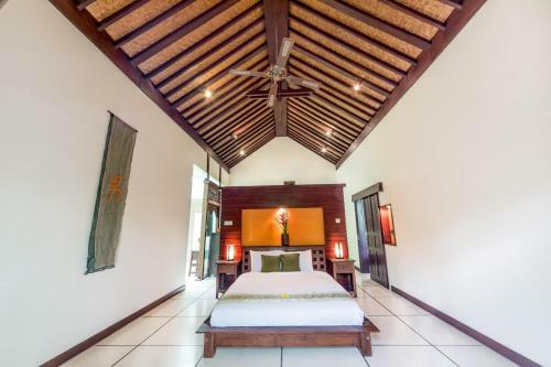Villa Frangipani