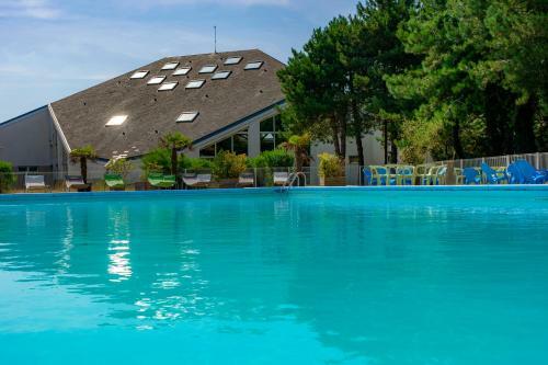 Hotel Le S�n�quet