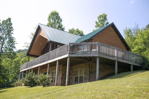Bearadise Cabin