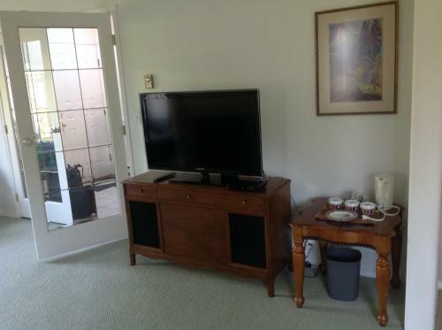 Bed & Breakfast Laurel's Cottage By Elevate Rooms