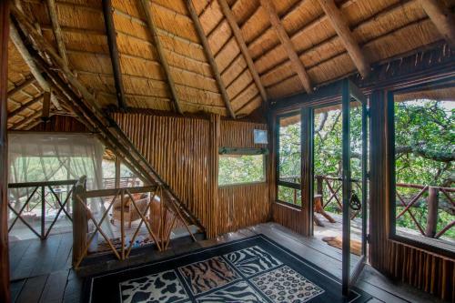 Pezulu Tree House Lodge