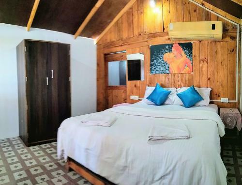 Hotel Omkar Beach Bungalow