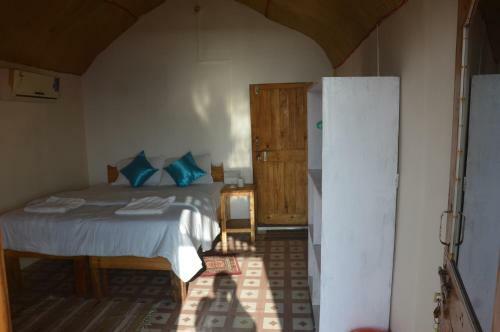 Hotel Omkar Beach Bungalow