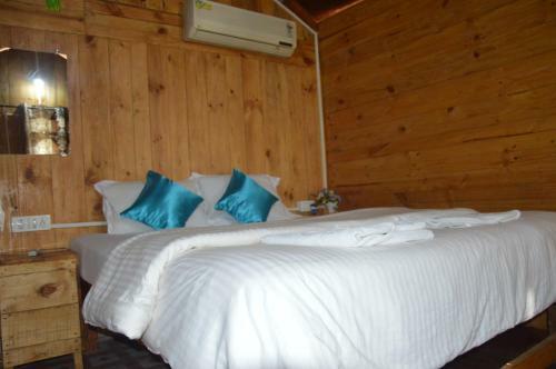 Hotel Omkar Beach Bungalow