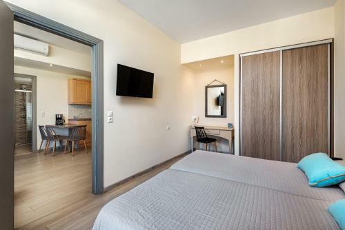 Icarus Apartments