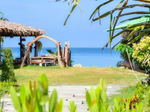Hotel Lanta Mermaid Beach Front Resort