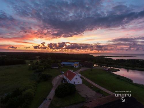 Hostal Ungru Guesthouse