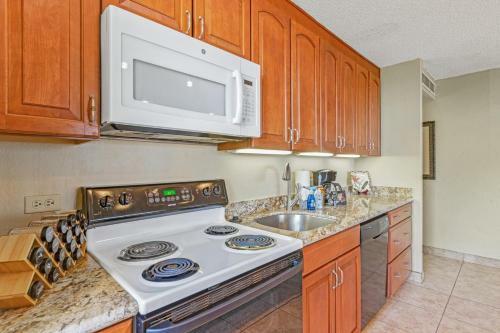 Apartamento Kaanapali Shores Studio #642